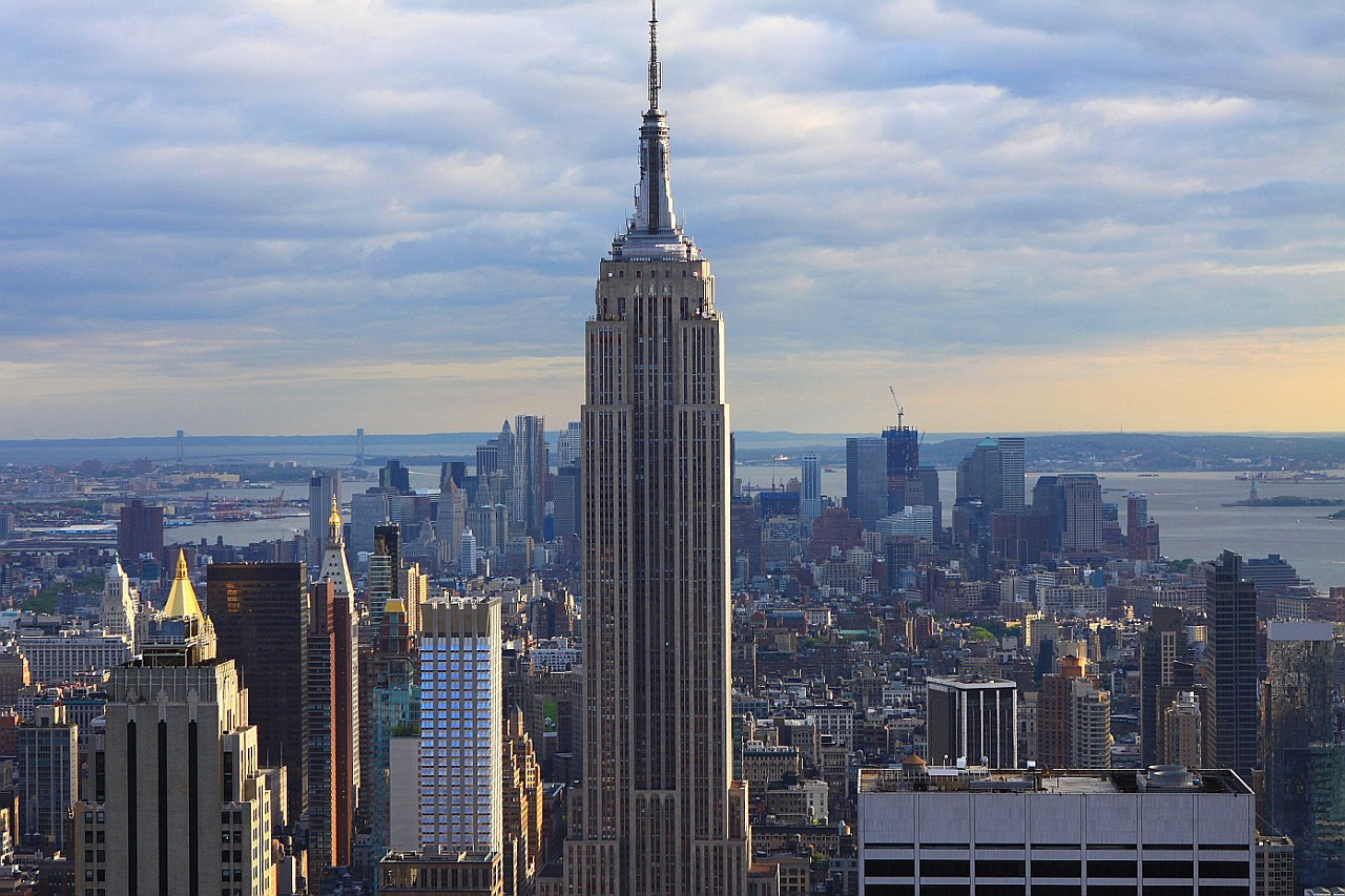 schola-idiomas-empire-state-building