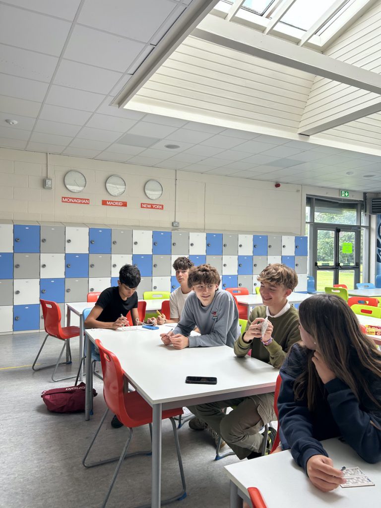 Curso-ingles-monaghan-2025-schola-idiomas-51