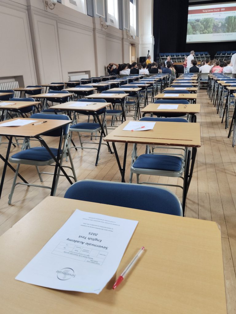 Curso-ingles-shrewsbury-2025-schola-idiomas