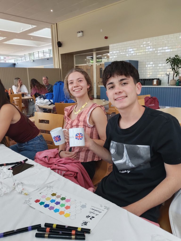 Curso-ingles-shrewsbury-2025-schola-idiomas