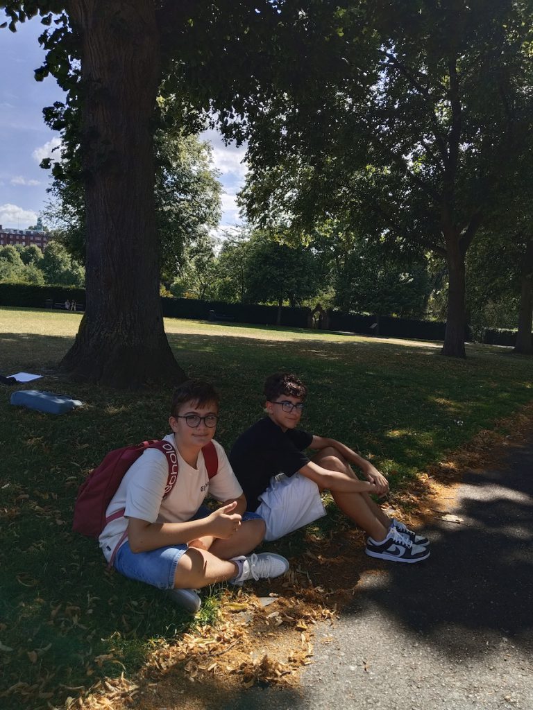 Curso-ingles-shrewsbury-2025-schola-idiomas