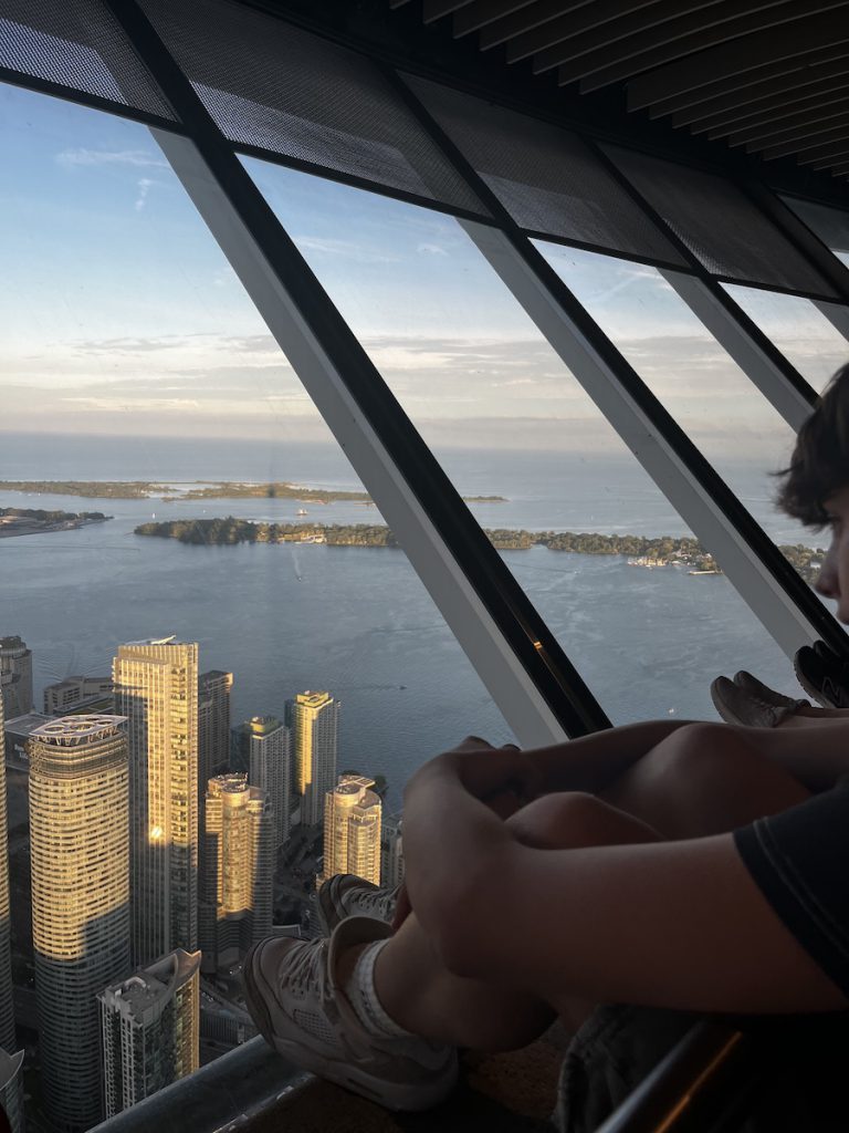 Curso-ingles-toronto-2025-schola-idiomas-52