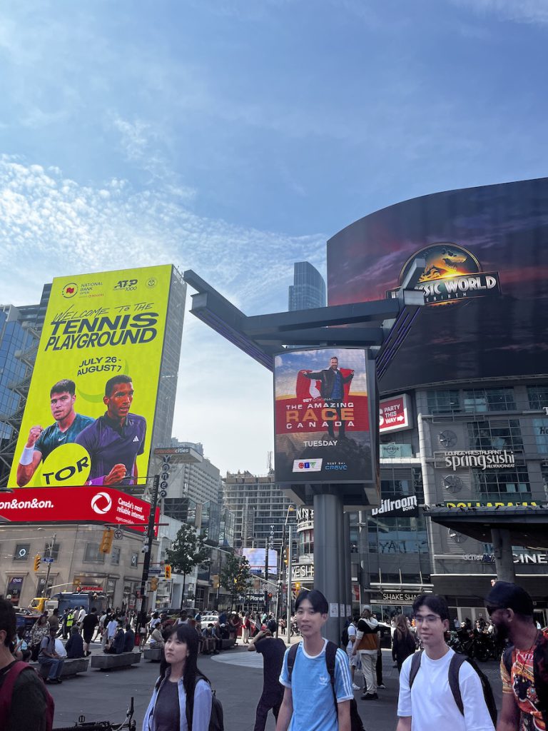Curso-ingles-toronto-2025-schola-idiomas-52